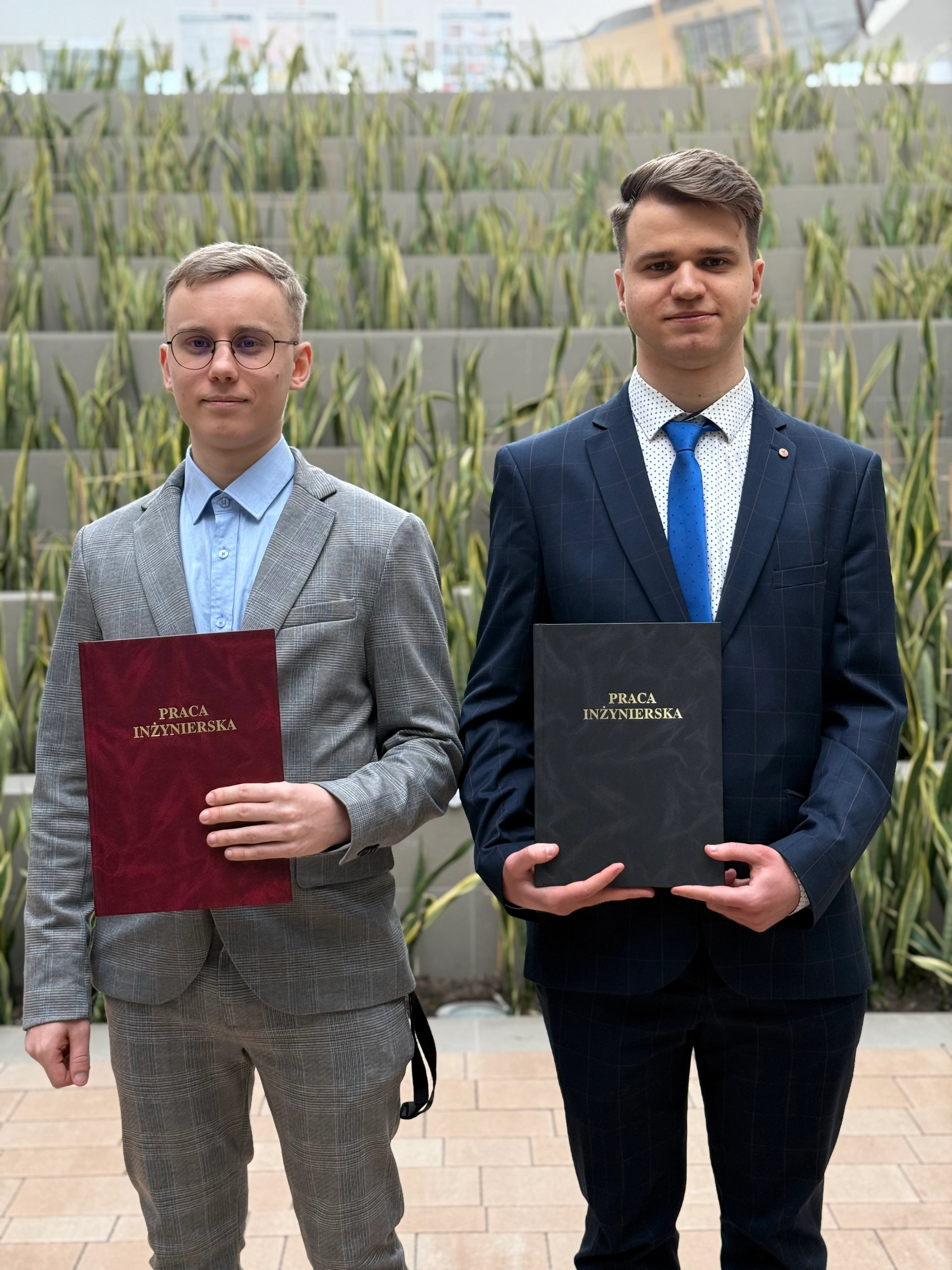 Graduation Defense 2